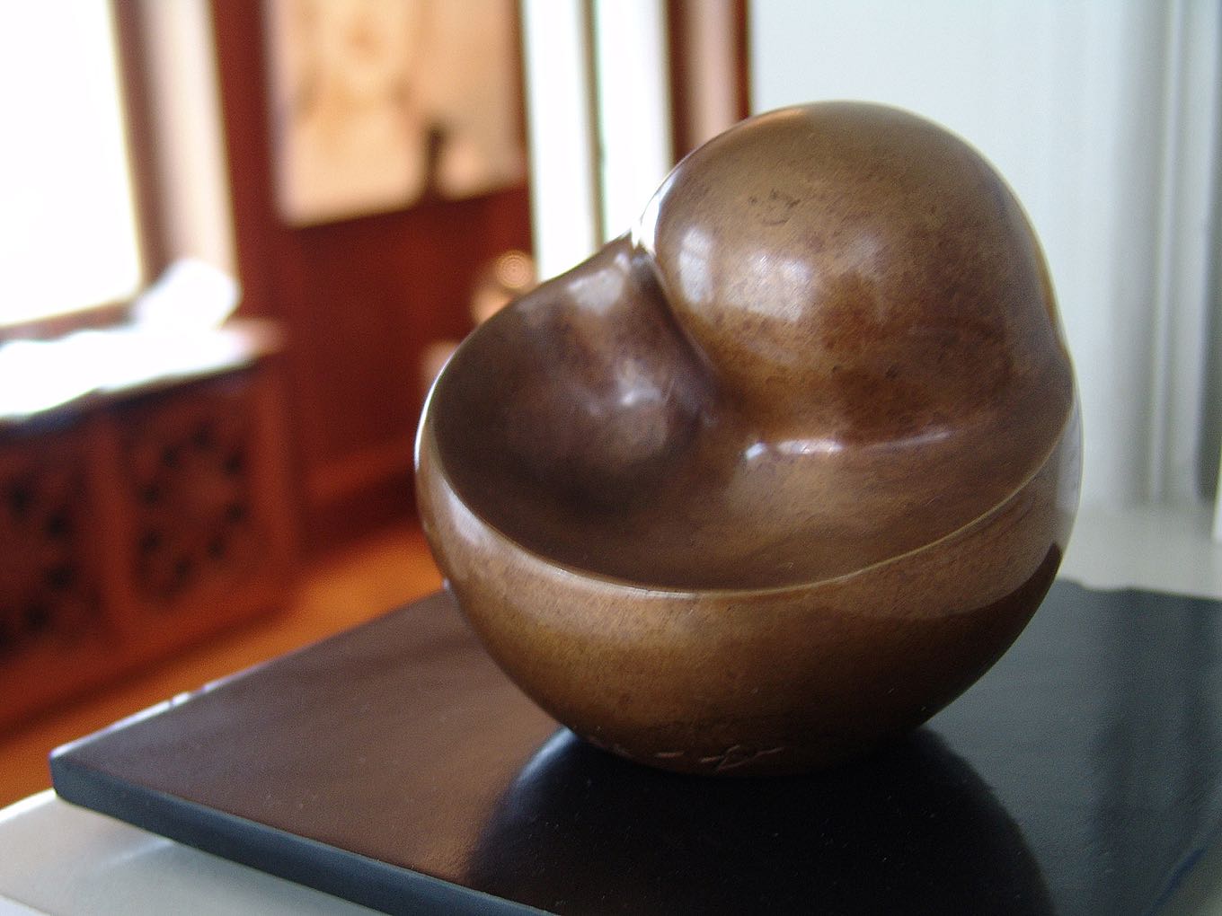 Margo: Yang, 1982, Bronze, ø9,5 x 10(H)cm